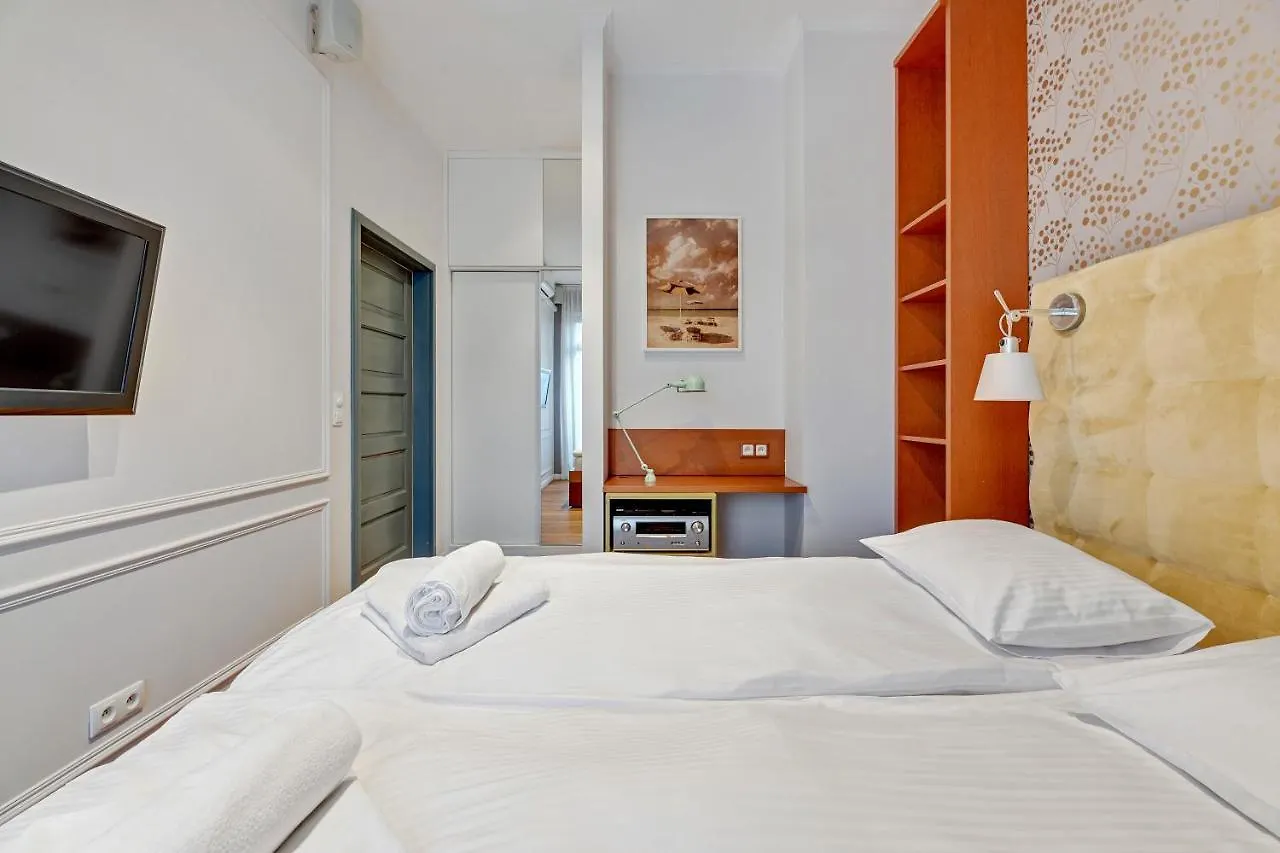 Kings Court - Neptun Park Apartment Gdansk